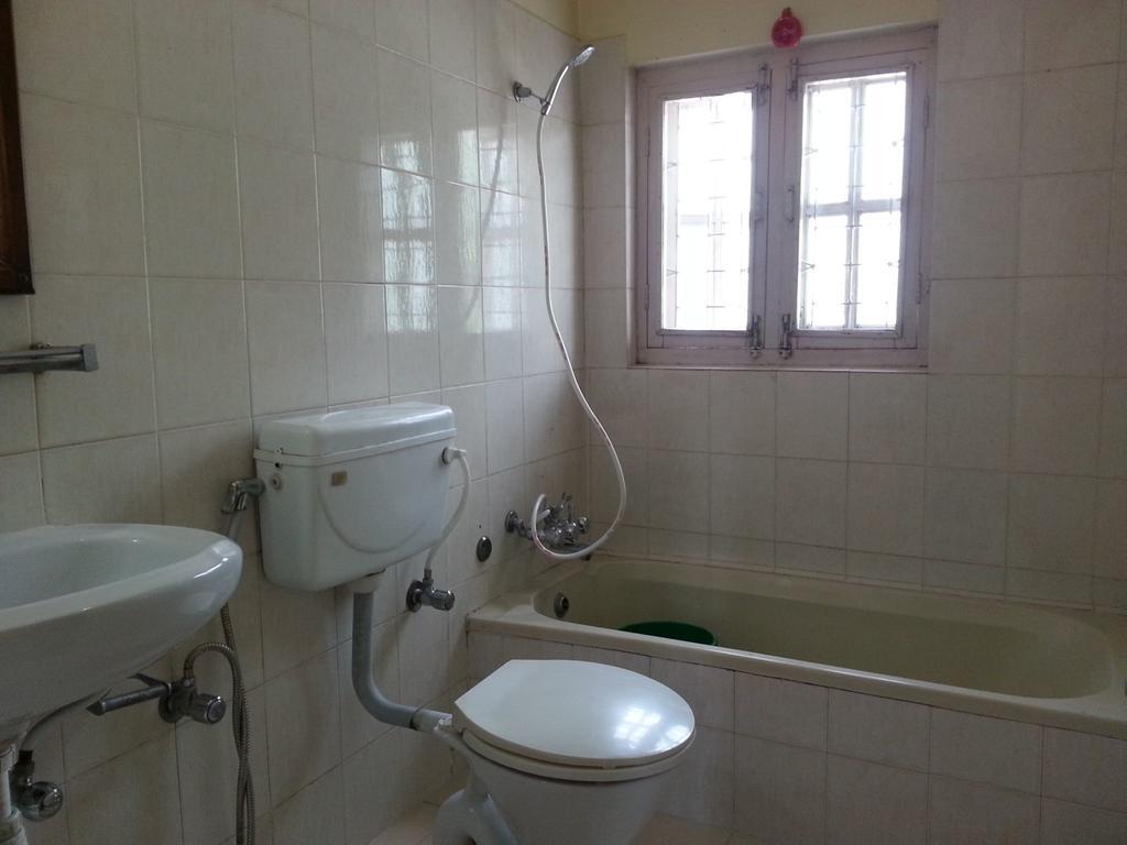 Hotel Blue Heaven Pokhara Bagian luar foto